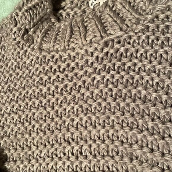 Macaron gray bubble-sleeve knit soft sweater Small BOHO grey hand knit Pom Pom - Picture 4 of 16